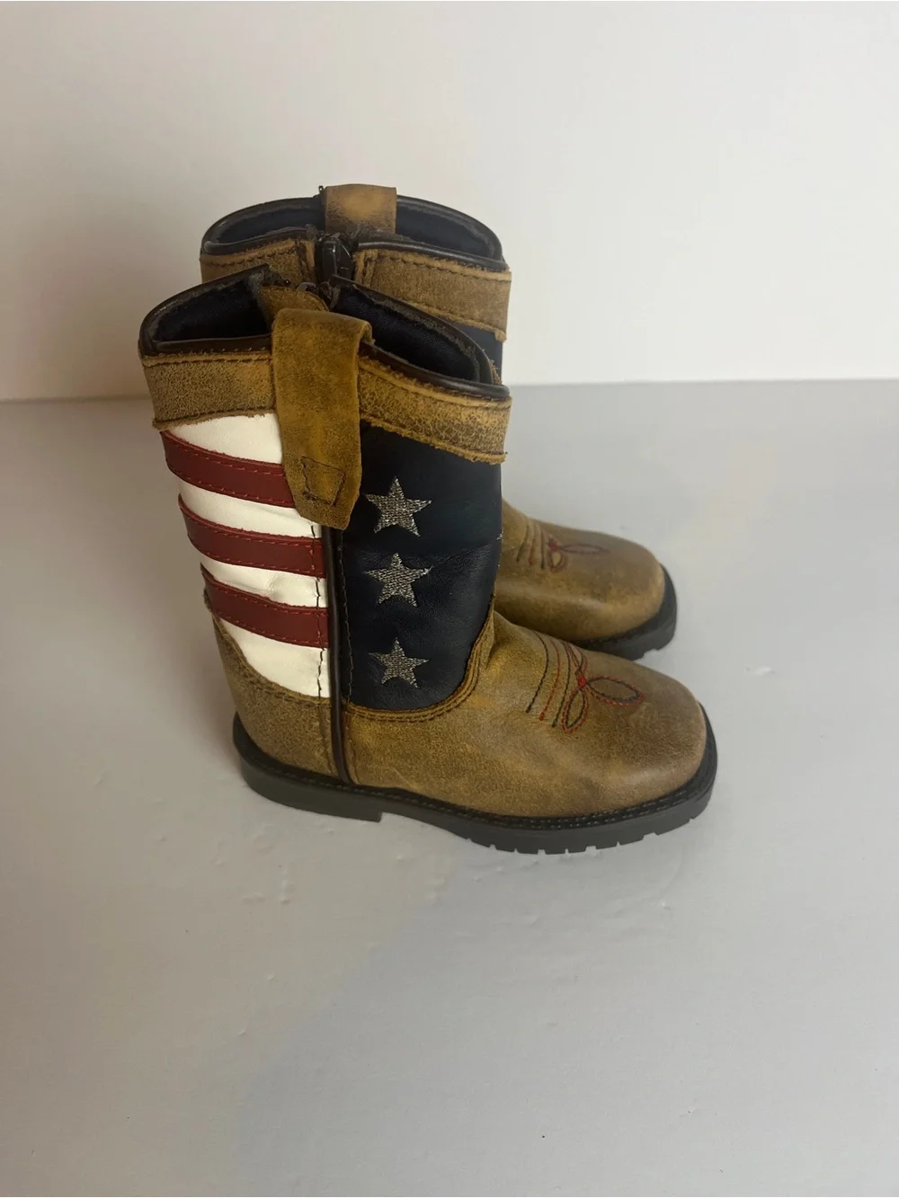 Kids Two-Tone Western Star Boots - Black & Brown